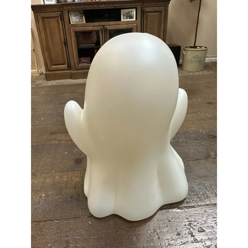 Viral DG Bubble Ghost Halloween Decor Pink Bubblegum Eyes Open 8